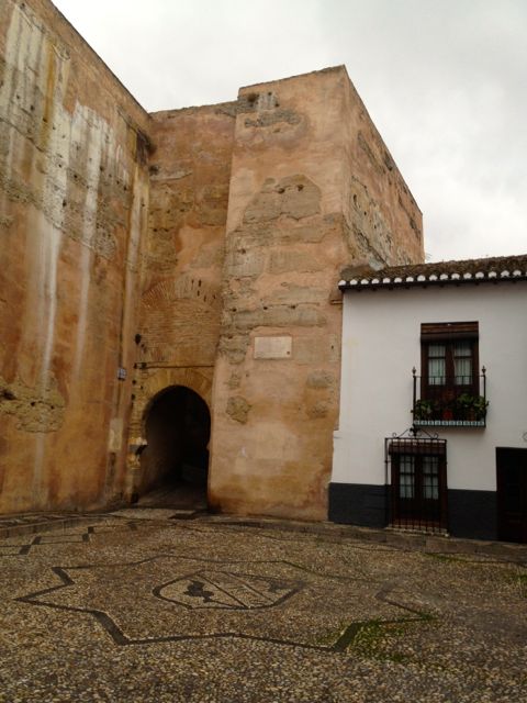 The entrance to Plaza Larga deserted on a rainy day